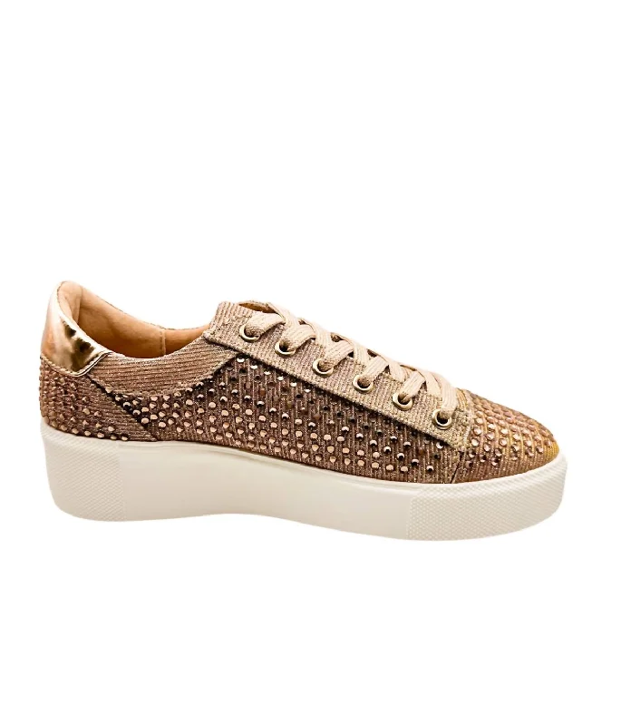 Smart - Tech Women's Sneakers with Fitness Tracking Features for Active Lifestyle EnthusiastsWomen's Diva Sneaker In Rose Gold