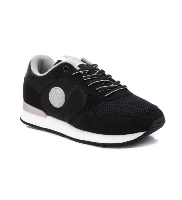 Water - Resistant Women's Hiking Sneakers with Traction Outsoles for Outdoor AdventuresWomen's Lace-Up Sneakers In Black