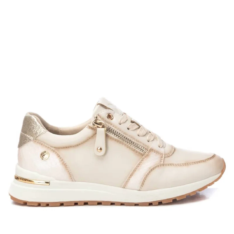 Smart - Tech Women's Sneakers with Fitness Tracking Features for Active Lifestyle EnthusiastsWomen's Trainer Sneakers In Beige