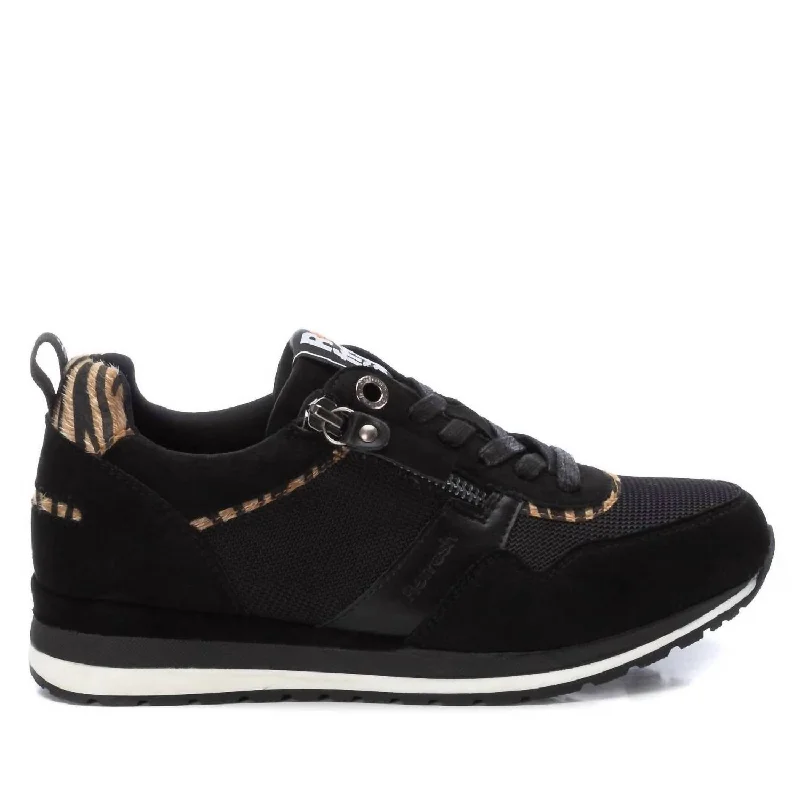 Lightweight Knit Women's Sneakers with Arch Support for All - Day ComfortWomen's Trainer Sneakers In Black