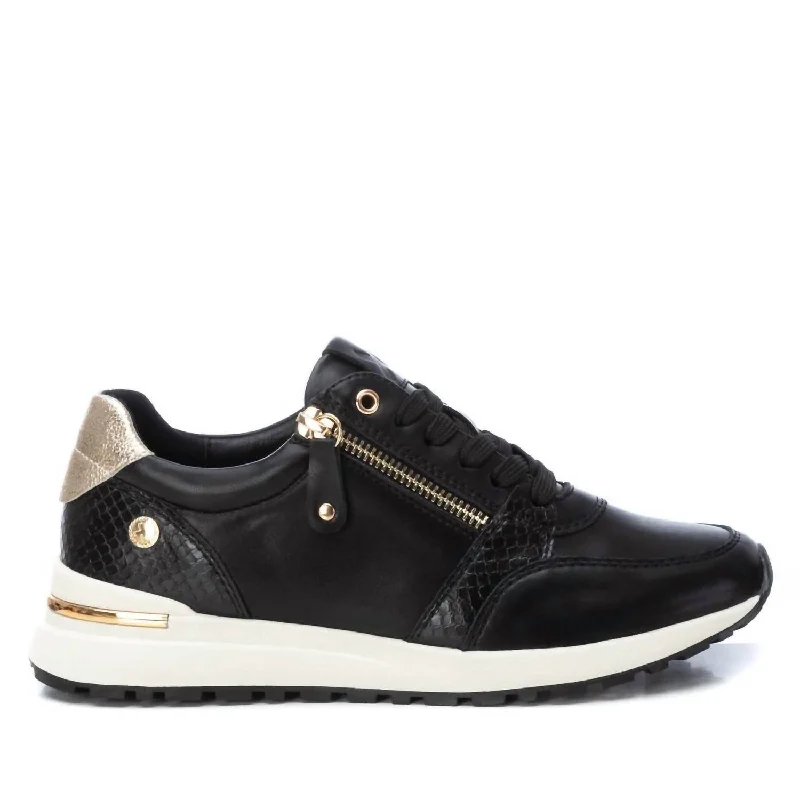 Vegan - Friendly Women's Sneakers Made from Recycled Materials for an Eco - Conscious ChoiceWomen's Trainer Sneakers In Black