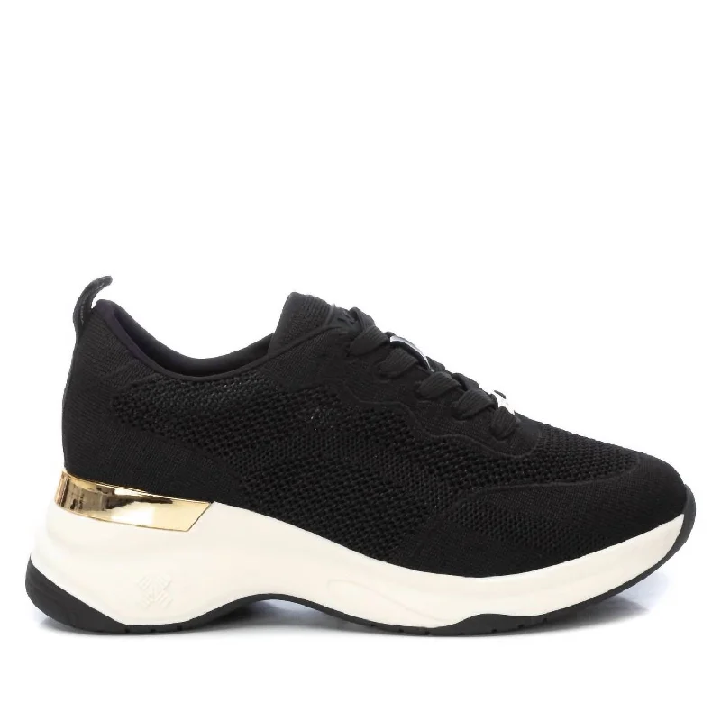 High - Top Women's Leather Sneakers in Black for a Stylish and Durable OptionWomen's Trainer Sneakers In Black