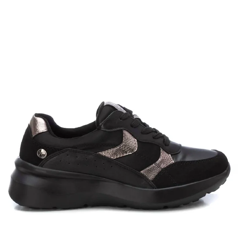 Women's Sneakers with Removable Insoles for Easy Cleaning and CustomizationWomen's Trainer Sneakers In Black