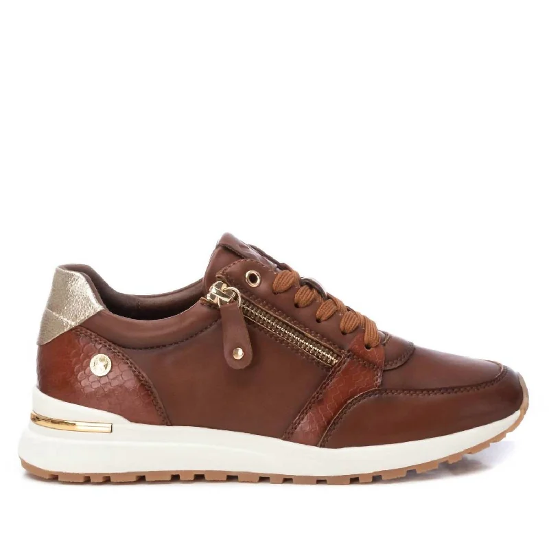 Women's Sneakers with Adjustable Straps for a Customized Fit During High - Impact ExercisesWomen's Trainer Sneakers In Camel