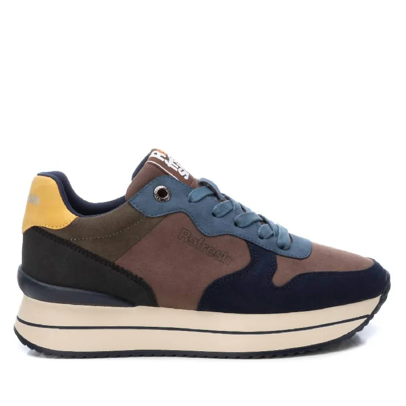 Foldable Women's Travel Sneakers for Compact Storage in LuggageWomen's Trainer Sneakers In Navy