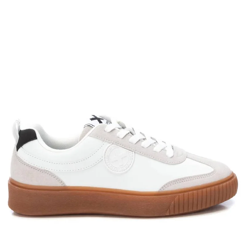 Retro - Style Women's Sneakers in Pastel Colors for a Nostalgic and Fashionable VibeWomen's Trainer Sneakers In White